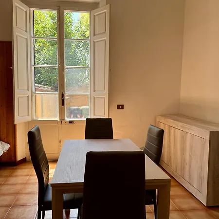 Habitación en casa particular La Stazione *